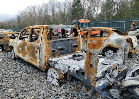 2024 Toyota Tacoma Double Cab from USA, damaged, VIN 3TYLB5JNXRT028806